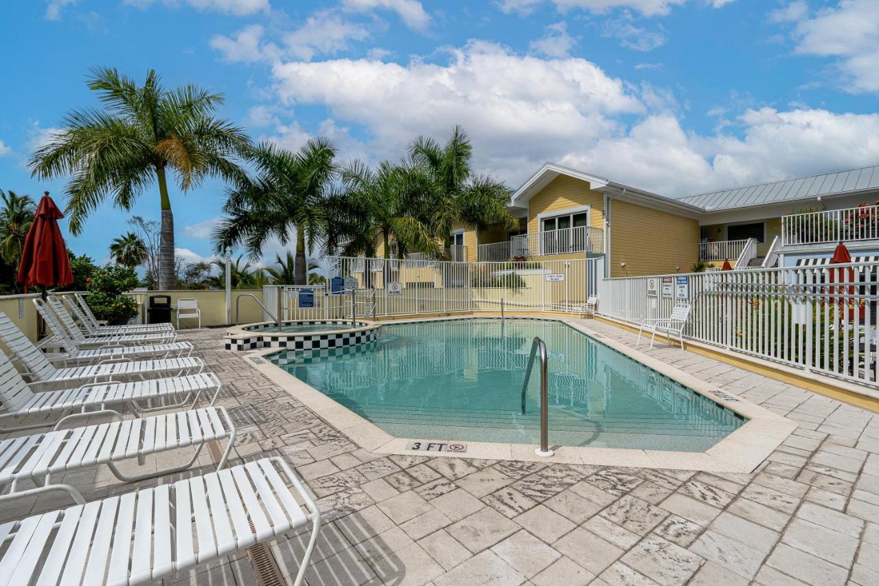 Harbour House At The Inn 310 Fort Myers Beach Exteriör bild